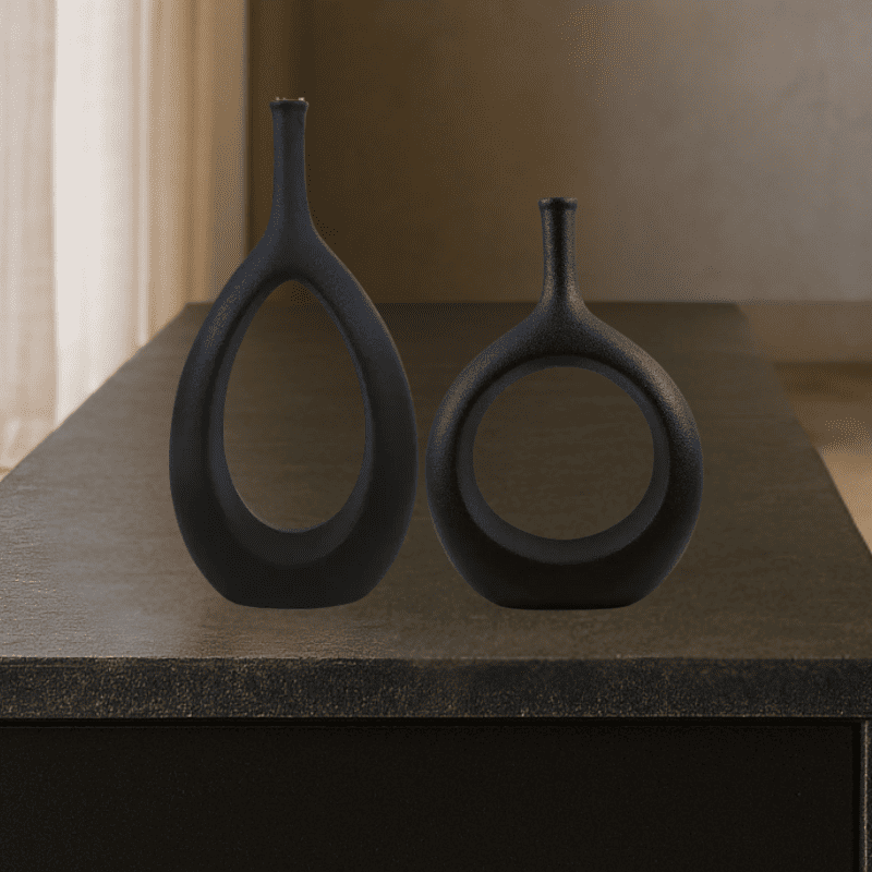 Vaso Intra – Arte Vazada Preta